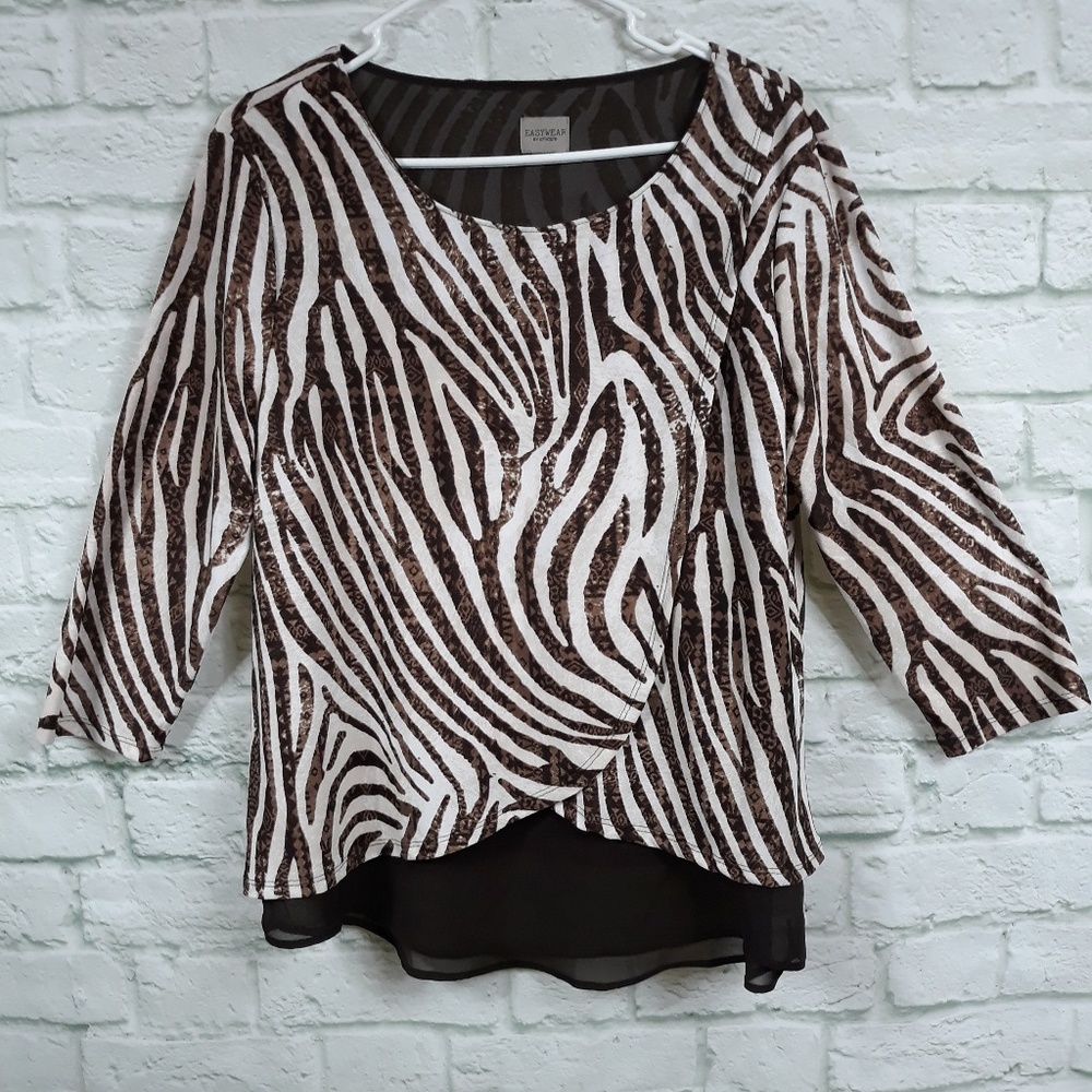 Chico's Easy Wear top size large